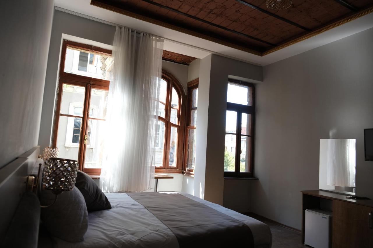 Adamantides Hotel Istanbul Exteriör bild
