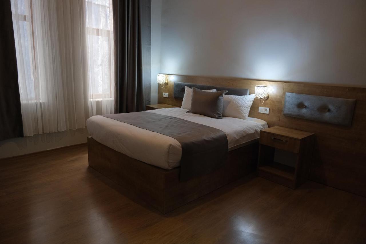 Adamantides Hotel Istanbul Exteriör bild
