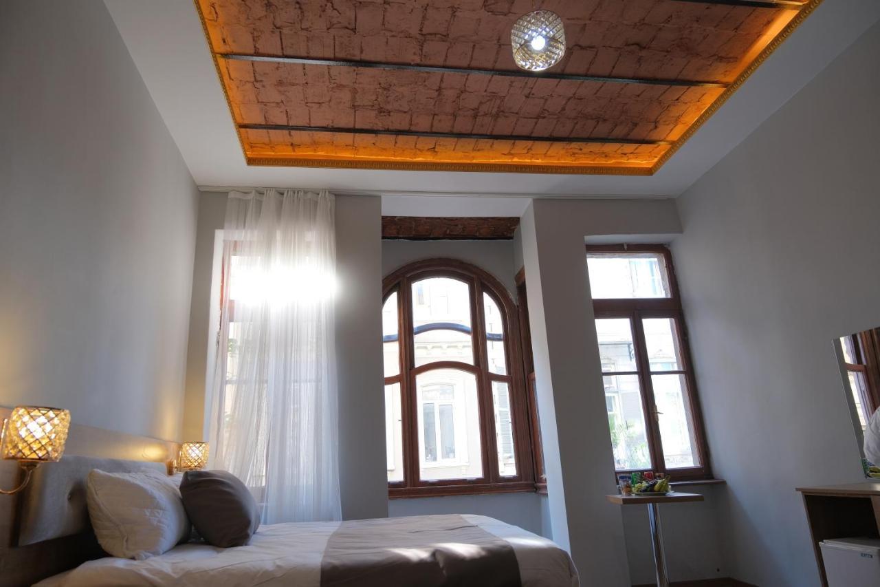 Adamantides Hotel Istanbul Exteriör bild