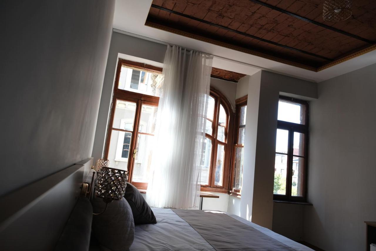 Adamantides Hotel Istanbul Exteriör bild