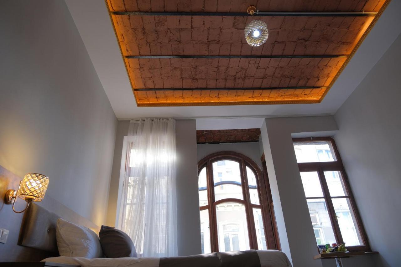 Adamantides Hotel Istanbul Exteriör bild